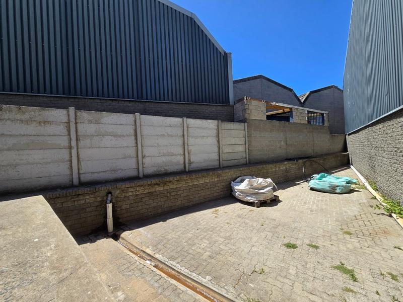 To Let commercial Property for Rent in Okavango Park Western Cape